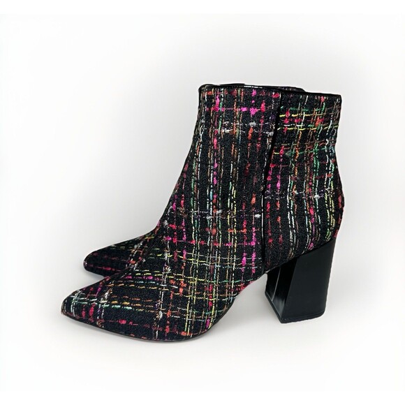 Betsey Johnson‎ Cait Multi Tweed Pointed Toe Ankle Boots City Chunky Heel 7.5 - Picture 1 of 12